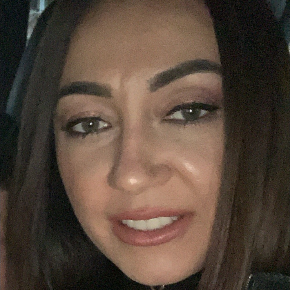 Meet your Posher, Kristina